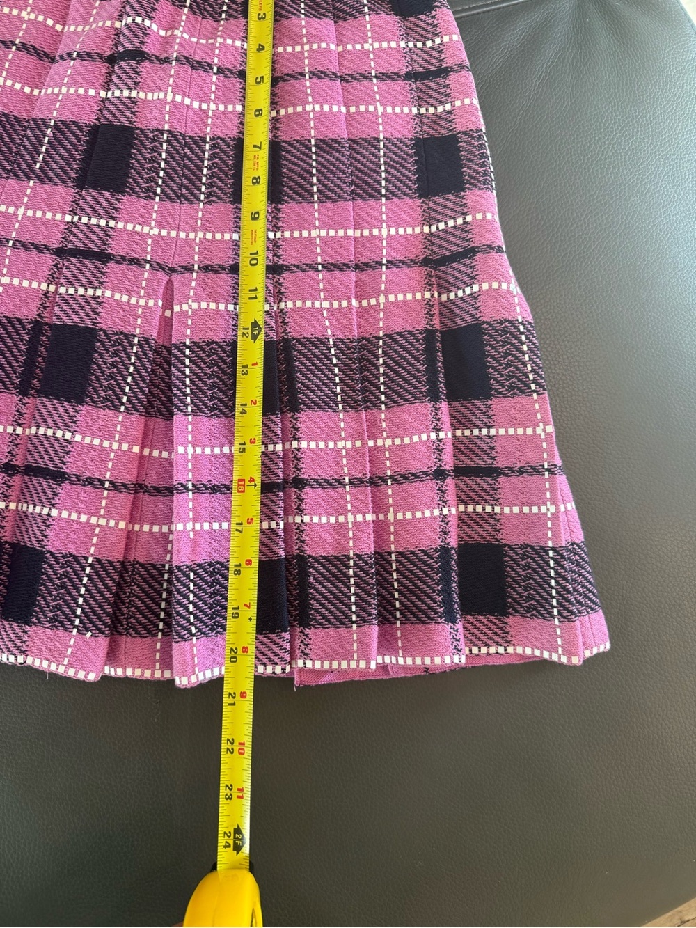 St. John Knit Collection Marie Gray Pink Pleated Skirt 4 Small skater - Picture 6 of 7